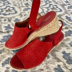Clarks Artisan Red Wedge Sandal Slip-on - size 11
